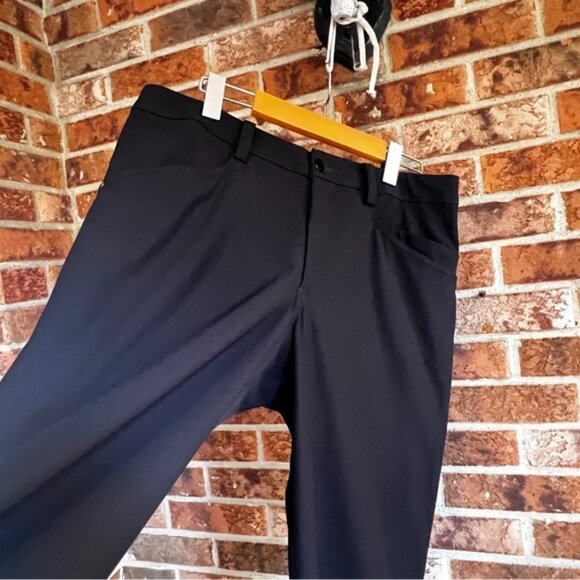 Lululemon ABC Pant Classic *30" Black EUC - Picture 11 of 16